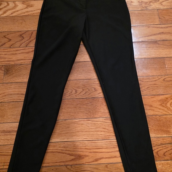 Forever 21 Black Skinny Pants Size Small - Picture 2 of 5